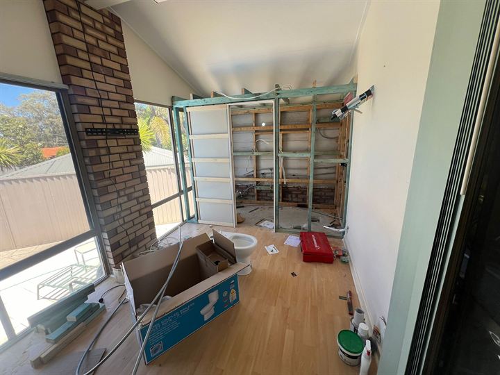 Steel-stud framing for a built-in shelving wall